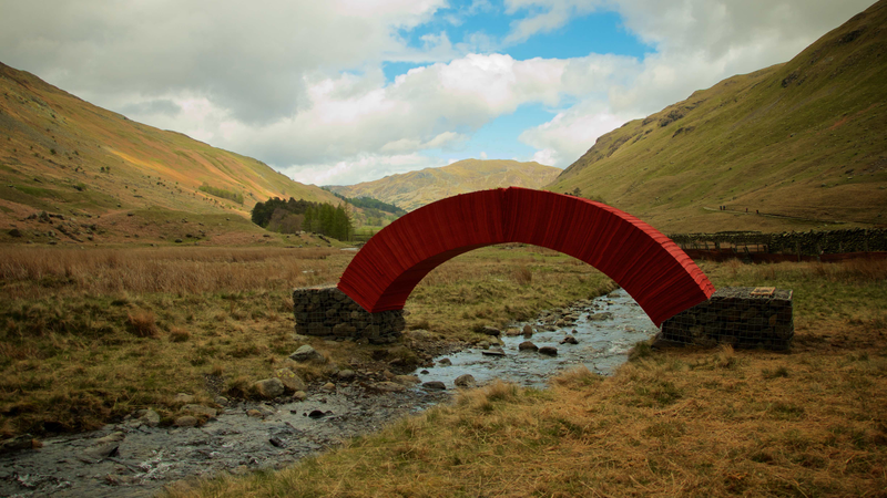 Illustration for article titled This Bridge Is Made From Nothing But 22,000 Sheets of Paper